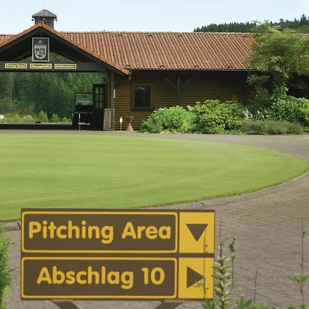 Stunning In Oberaula Ot 度假居